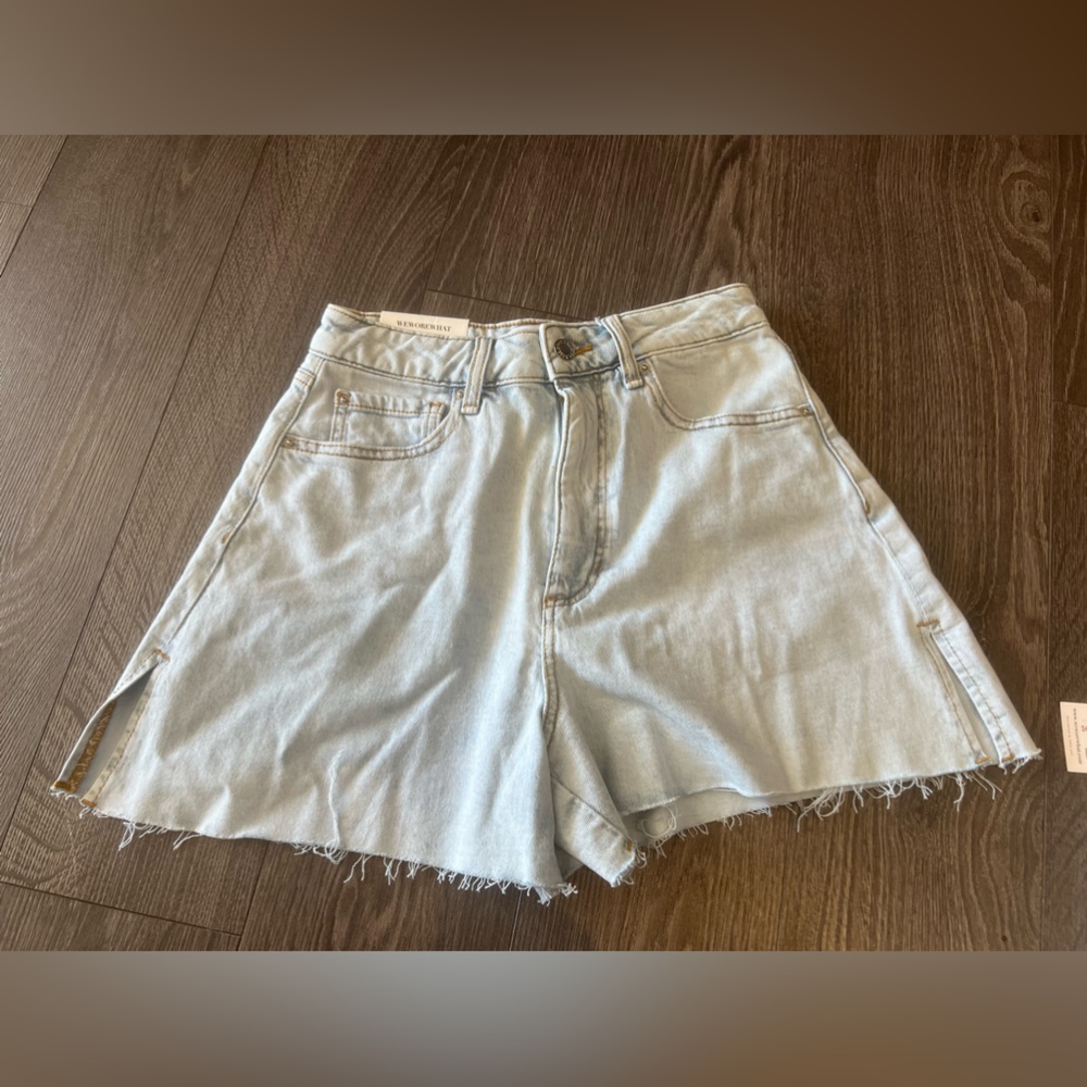 “Weworewhat” denim Jean shorts.